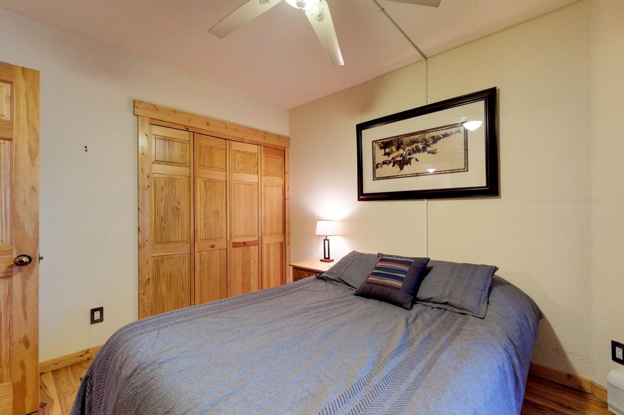 Tenderfoot Lodge Keystone Bilik gambar