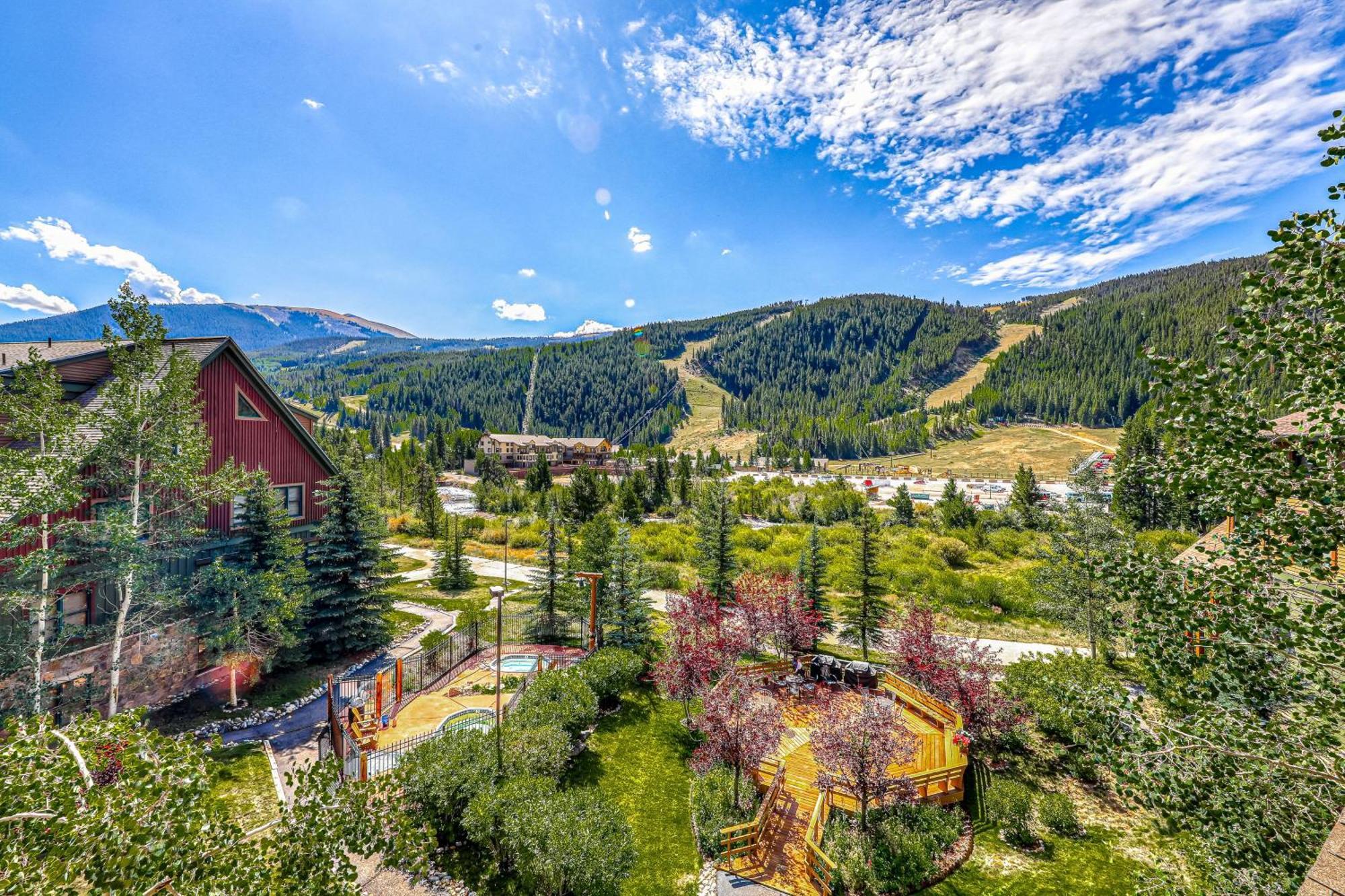 Tenderfoot Lodge Keystone Bilik gambar