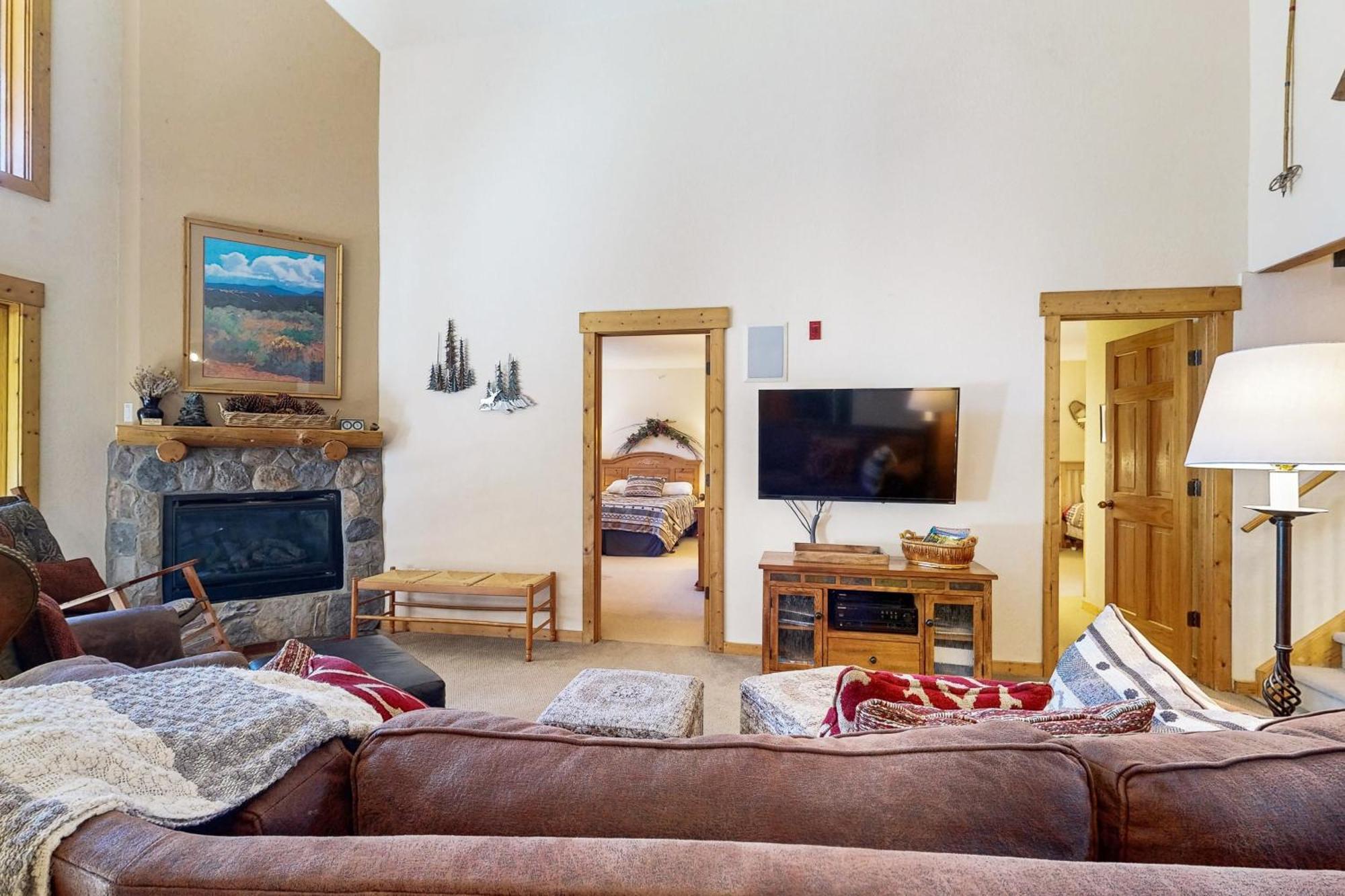 Tenderfoot Lodge Keystone Bilik gambar